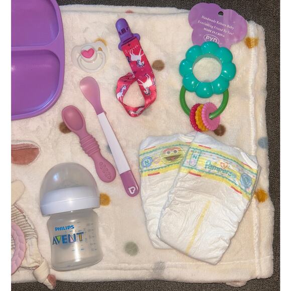 PYD Reborn Blonde Baby Girl Cloth Body & Soft Touch Vinyl Limbs + Accessories - Picture 6 of 7